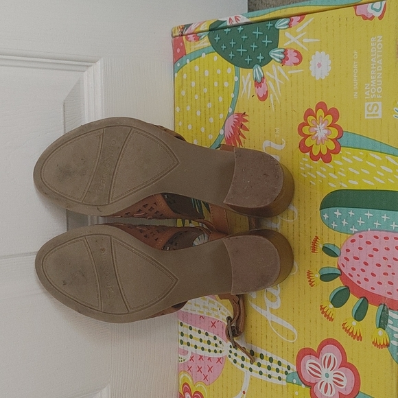 Franco Sarto Sandals - Picture 2 of 2